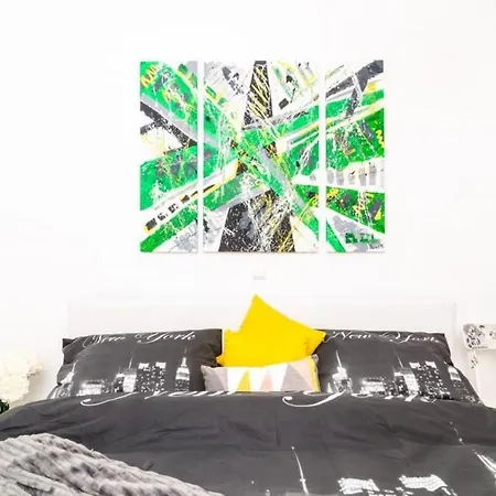 Anna - Two-bedroom With Balcony Апартаменты